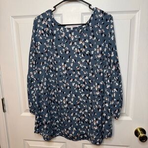 Collective Concepts Womens Long Sleeved Flowy Blouse with Abstract Pedal Design